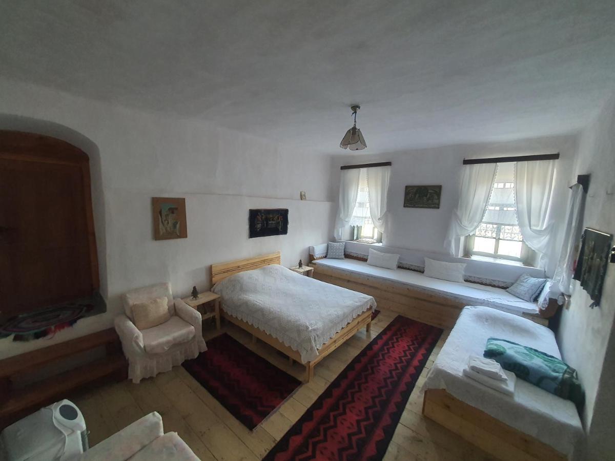 Traditional Guesthouse Përmet מראה חיצוני תמונה