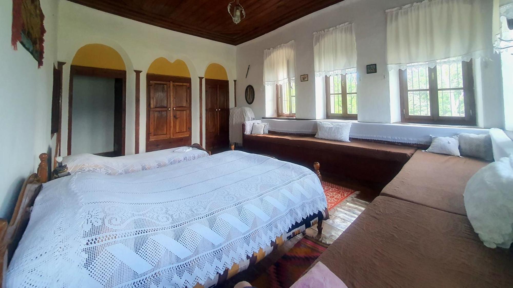 Traditional Guesthouse Përmet מראה חיצוני תמונה