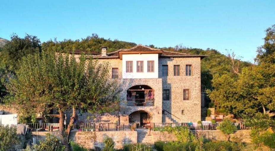 Traditional Guesthouse Përmet מראה חיצוני תמונה